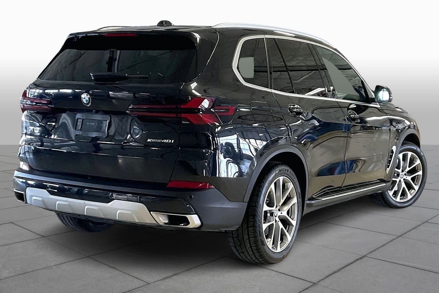 Used 2025 BMW X5 xDrive40i AWD/4WD image 14
