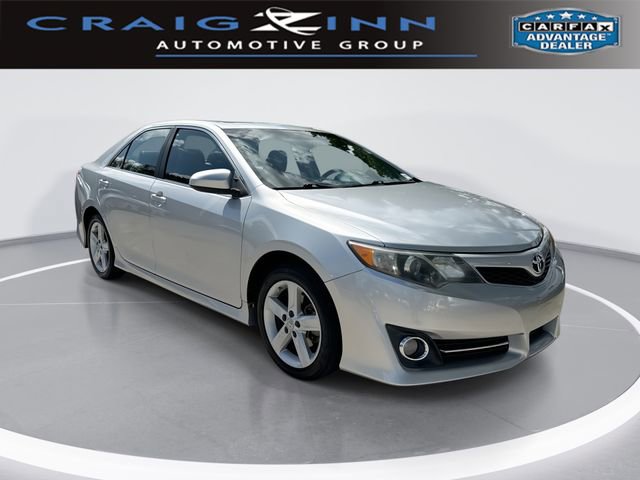 Used 2012 Toyota Camry SE image 1