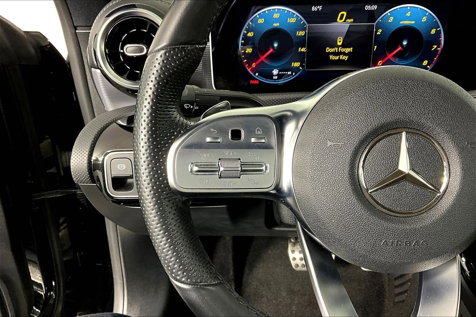 Used 2020 Mercedes-Benz CLA 250 4MATIC image 11