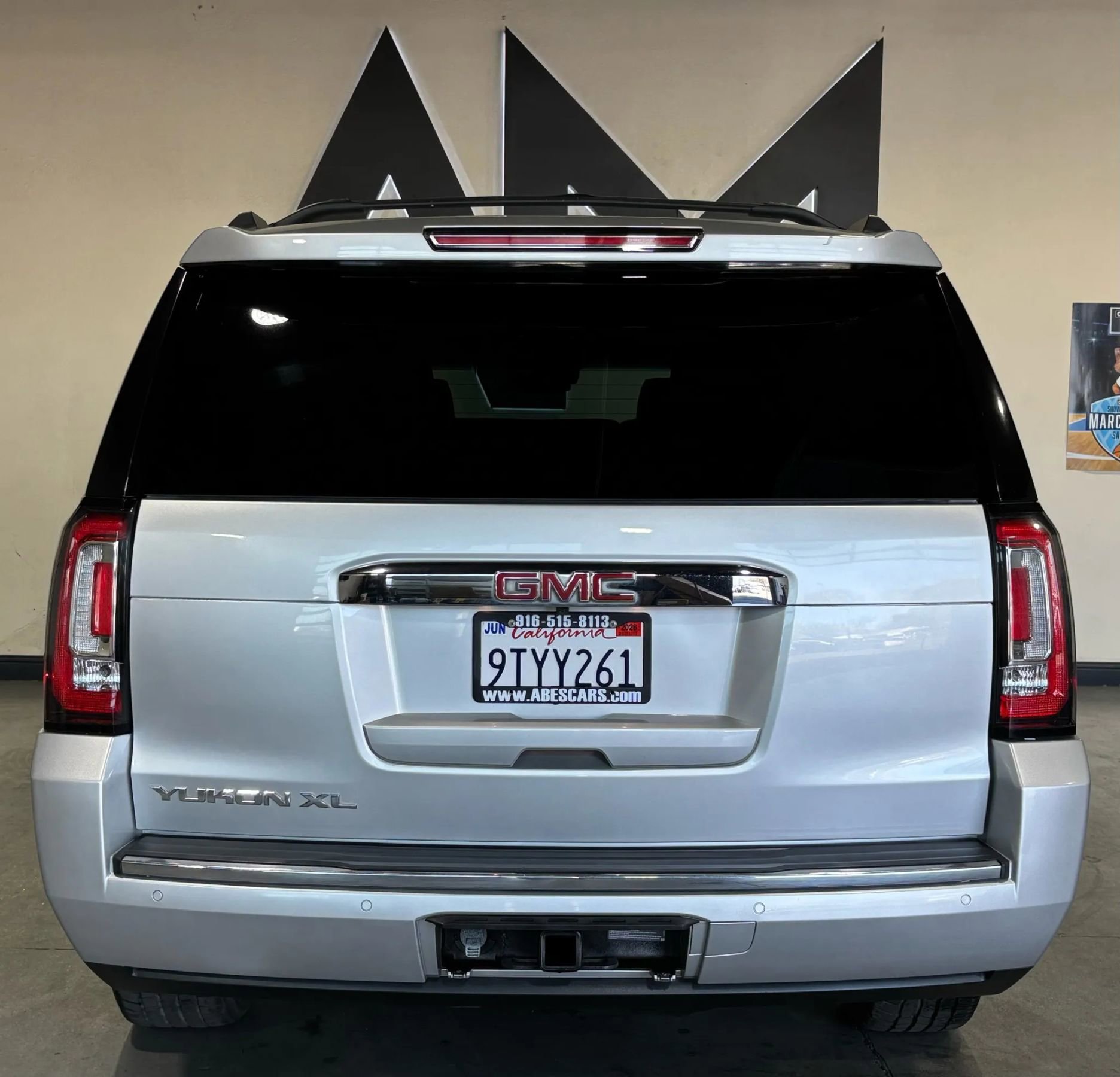 Used 2019 GMC Yukon XL Denali w/ Denali Ultimate Package AWD/4WD image 5