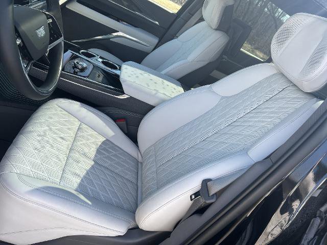 New 2025 Cadillac Escalade IQ Sport 1 w/ Smart Trailering package AWD/4WD image 14