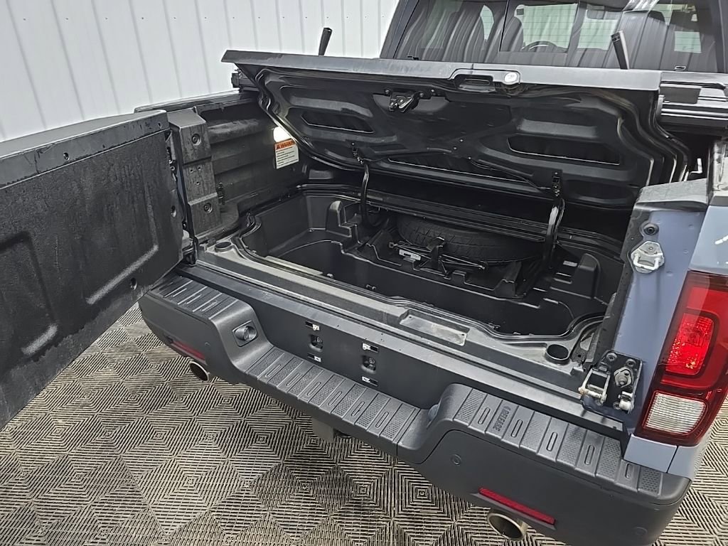 Used 2022 Honda Ridgeline Black Edition image 14
