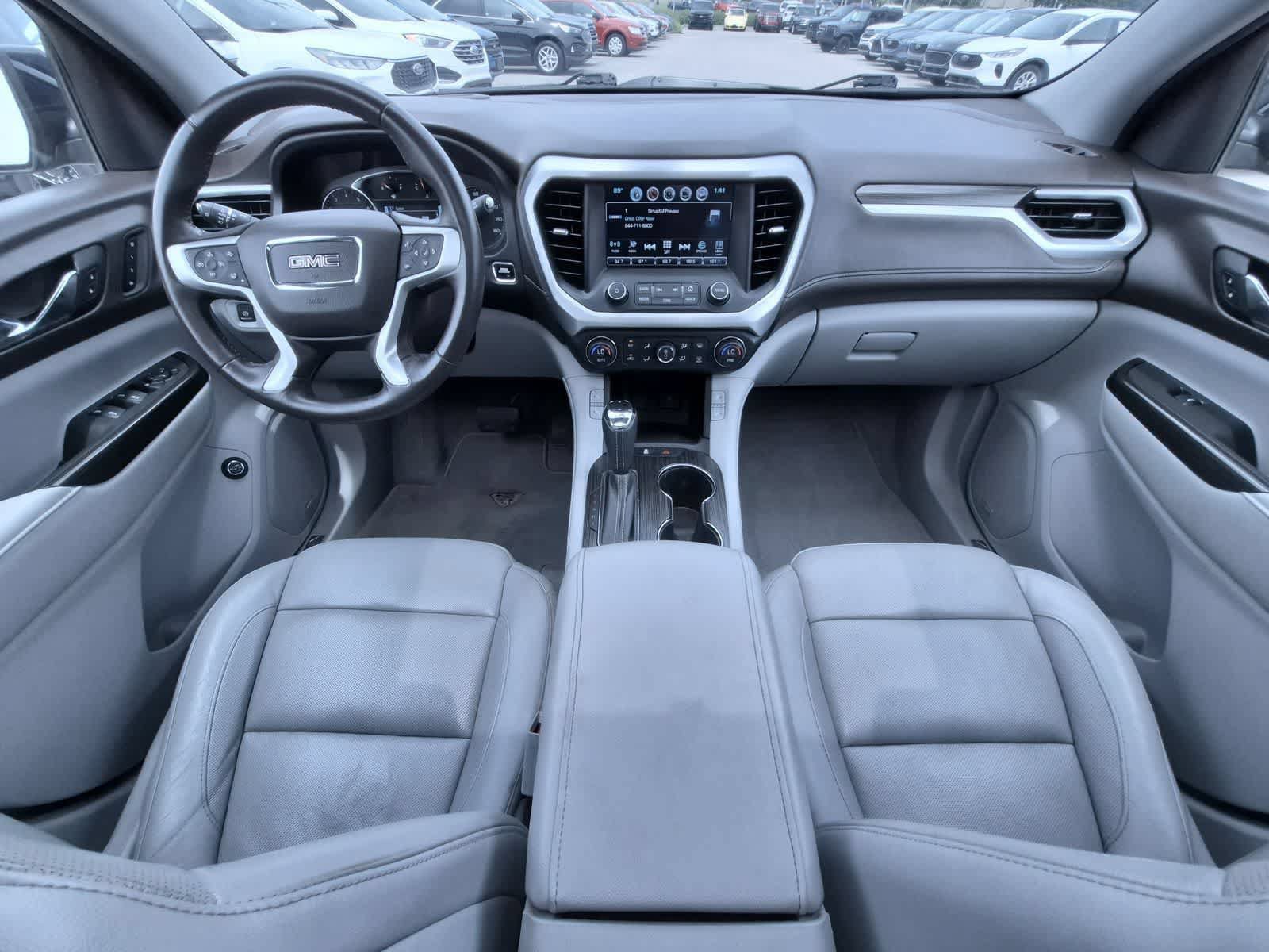 Used 2017 GMC Acadia SLT AWD/4WD image 15