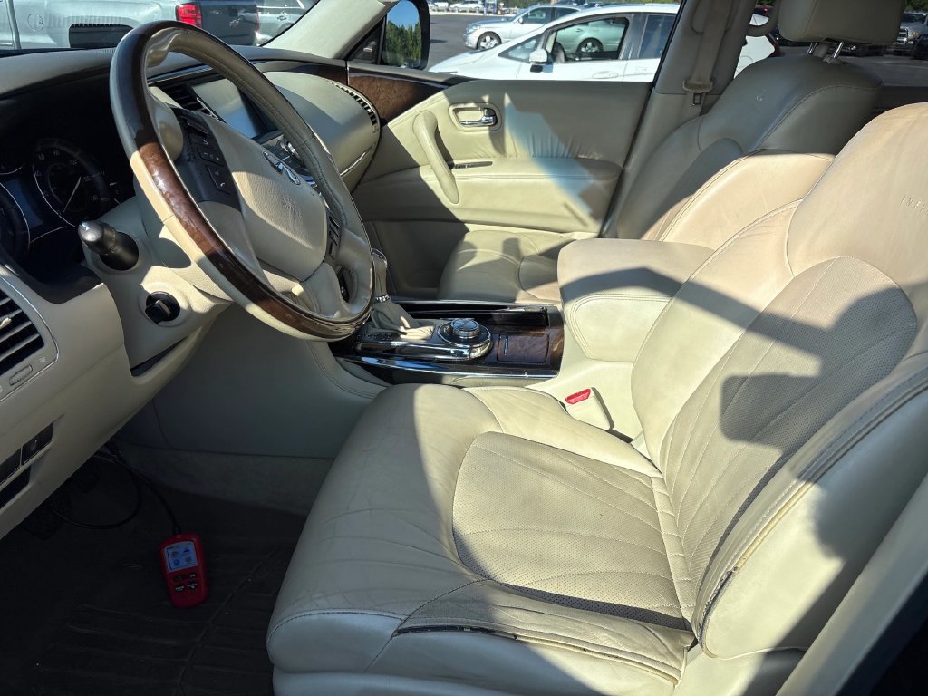 Used 2013 INFINITI QX56 4WD w/ Deluxe Touring Pkg image 7
