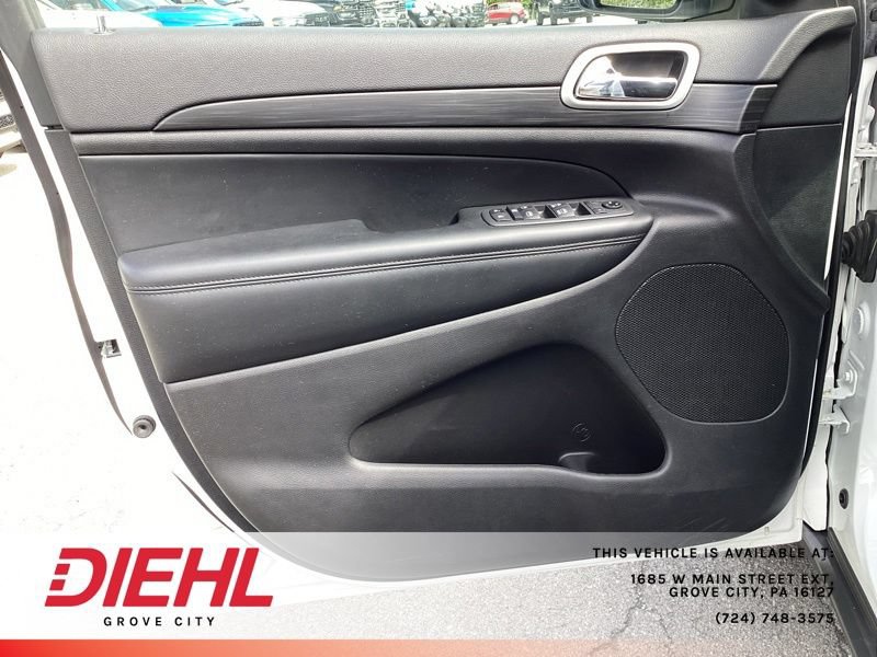 Used 2021 Jeep Grand Cherokee Laredo X AWD/4WD image 21
