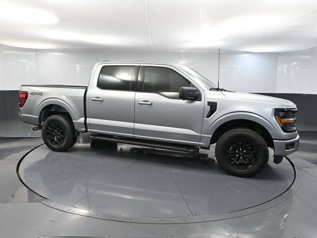 Used 2024 Ford F150 XLT w/ XLT Black Appearance Package AWD/4WD image 3