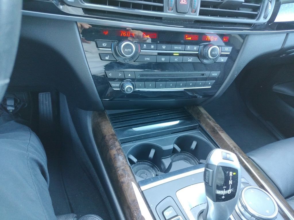 Used 2015 BMW X5 xDrive35d image 10