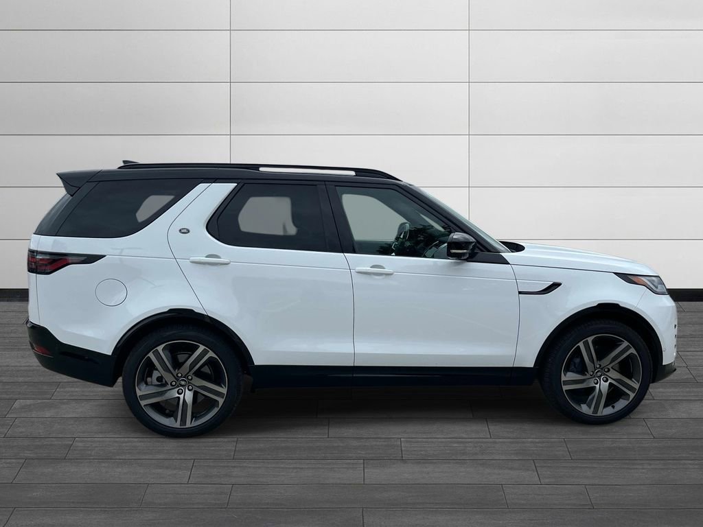 New 2026 Land Rover Discovery Limited Edition AWD/4WD image 6