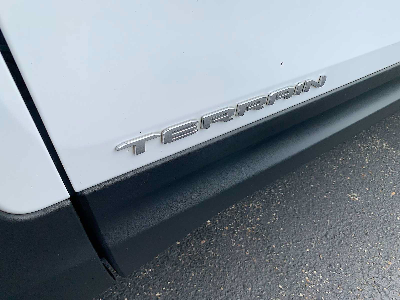 Certified 2022 GMC Terrain SLE w/ Driver Convenience Package AWD/4WD image 29