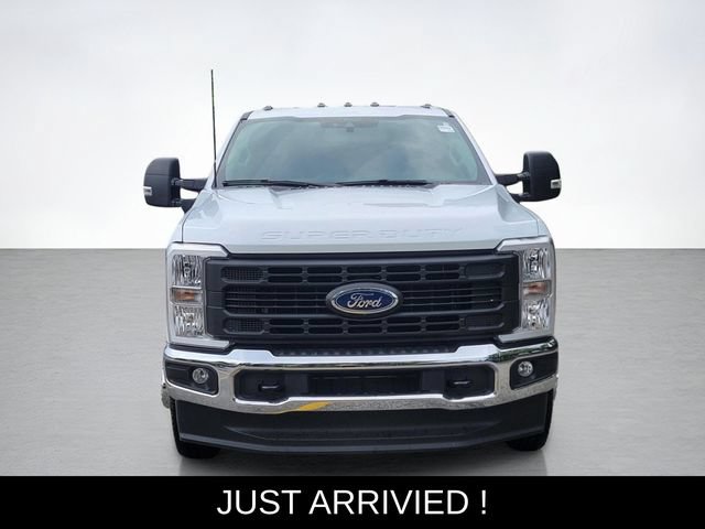 Used 2025 Ford F350 XL w/ 360-Degree Camera Package AWD/4WD image 8