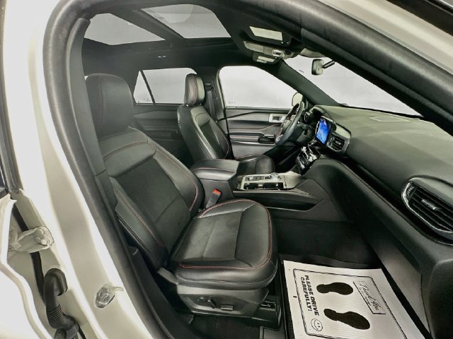 Certified 2023 Ford Explorer ST-Line w/ Class IV Trailer Tow Package AWD/4WD image 37