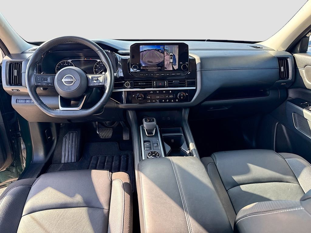 Used 2024 Nissan Pathfinder SL w/ Cargo Package image 21