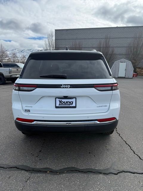 Used 2024 Jeep Grand Cherokee Limited image 7