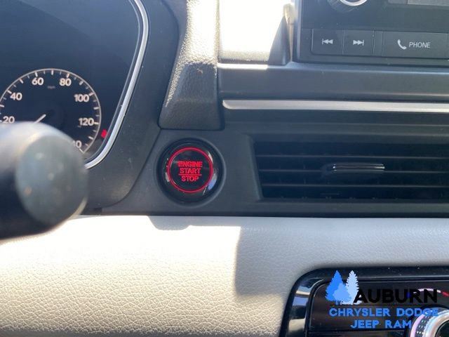 Used 2023 Honda Pilot LX image 41