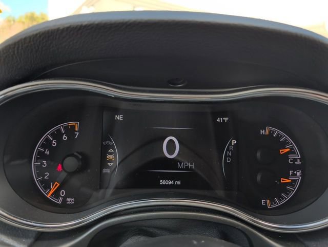 Used 2021 Jeep Grand Cherokee Limited w/ Premium Lighting Group AWD/4WD image 18