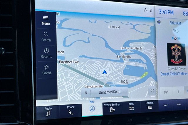 Used 2022 Ford F250 Lariat w/ Black Appearance Package image 21