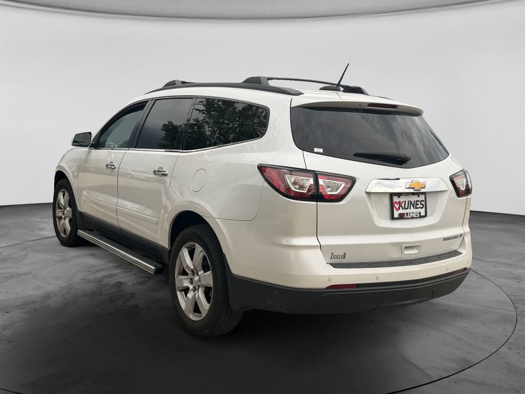 Used 2016 Chevrolet Traverse LT w/ Traveler's Package FWD image 7