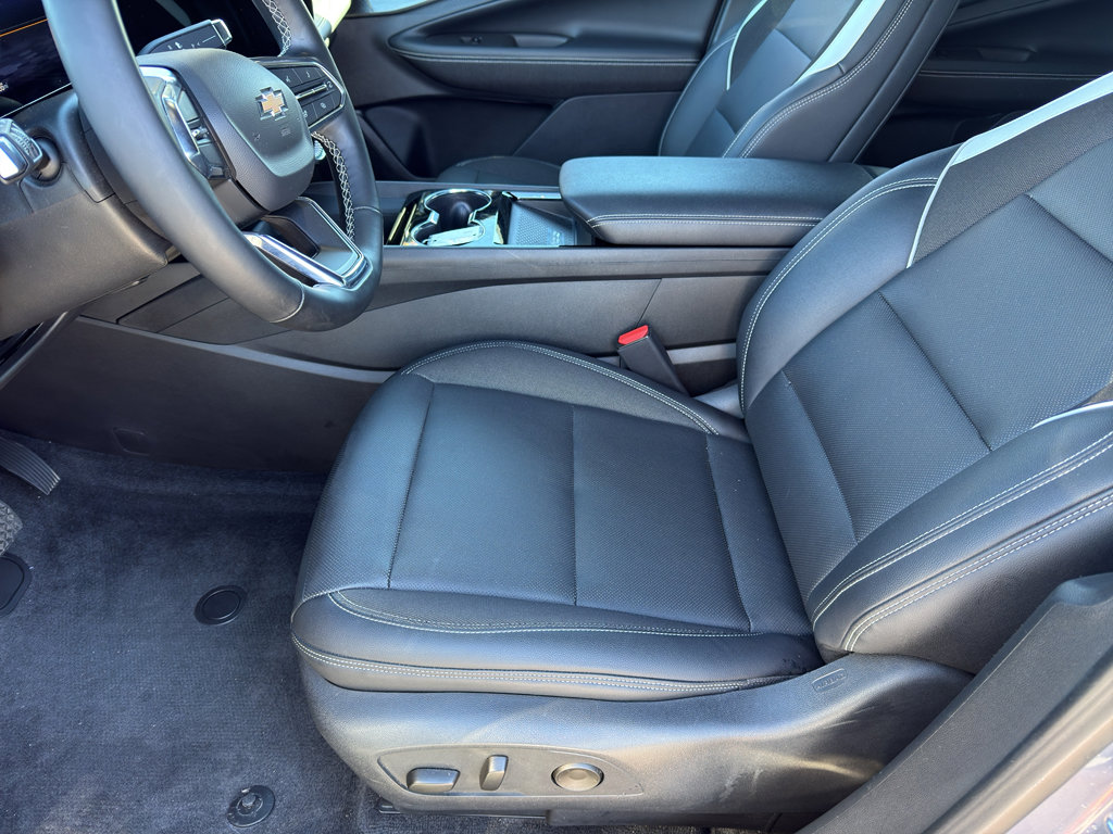 Used 2024 Chevrolet Blazer EV LT image 12