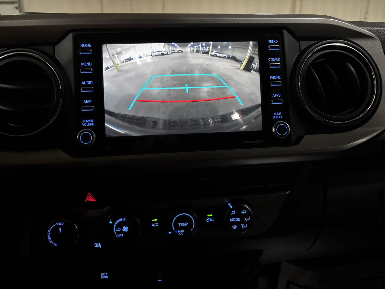 Certified 2020 Toyota Tacoma SR5 AWD/4WD image 8