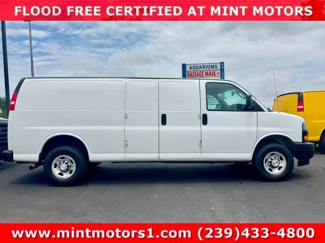 Used 2020 Chevrolet Express 2500 Extended w/ Driver Convenience Package RWD image 9