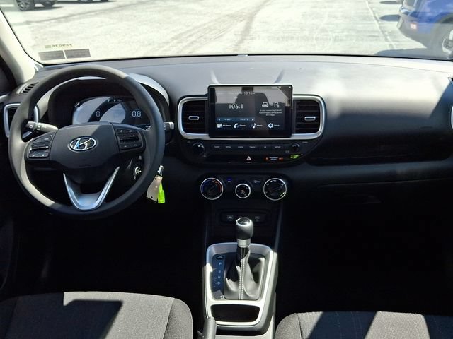 New 2026 Hyundai Venue SE FWD image 10
