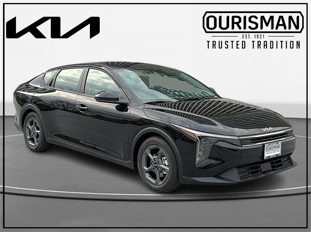 New 2025 Kia K4 LXS