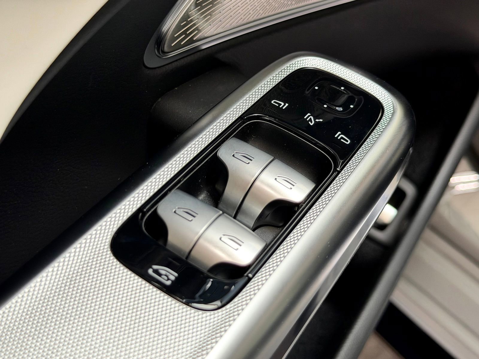 New 2026 Mercedes-Benz E 53 AMG 4MATIC Sedan image 14