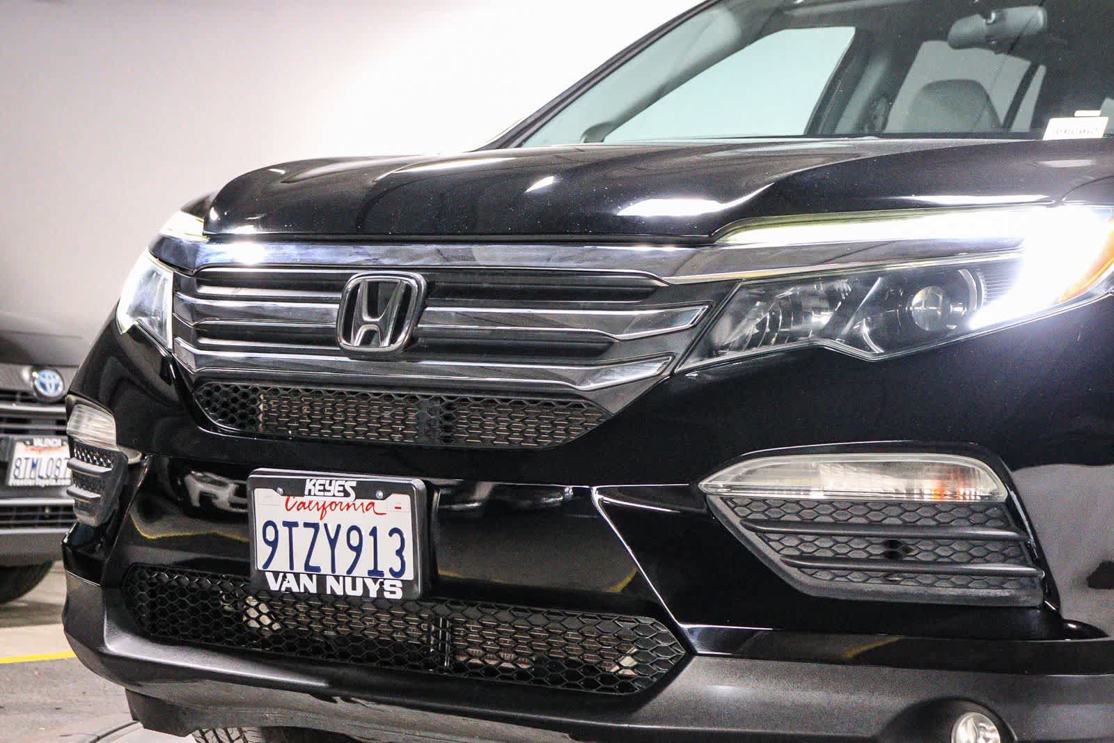 Used 2018 Honda Pilot EX image 8