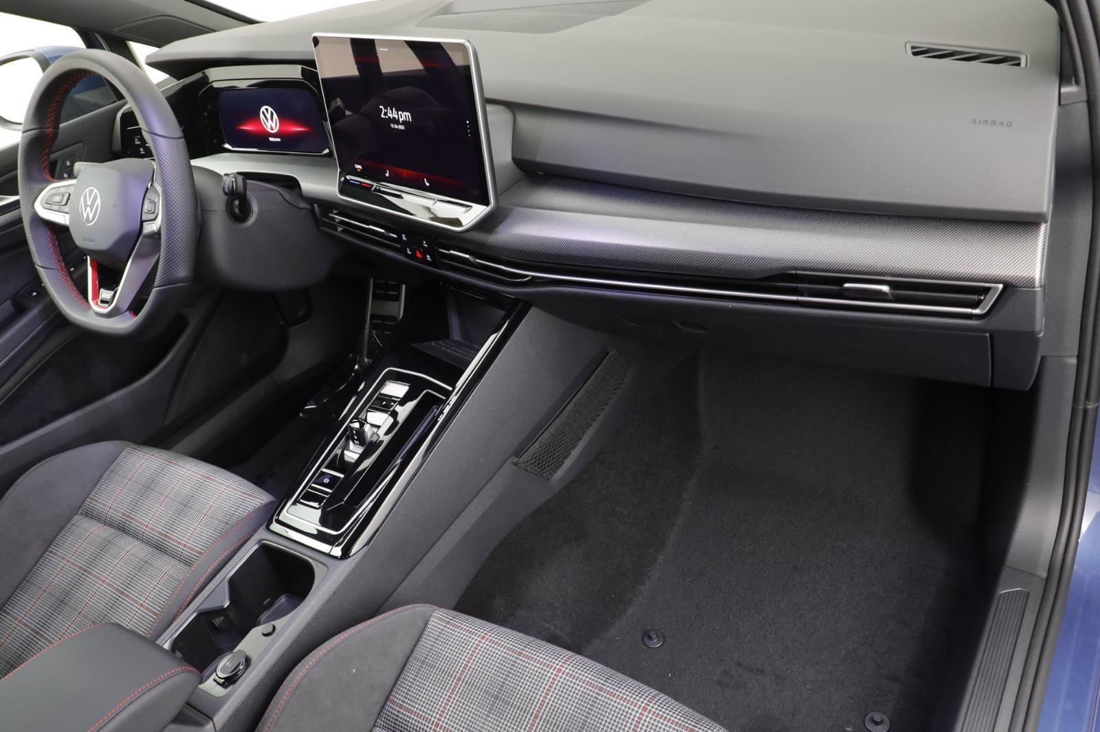 New 2026 Volkswagen Golf S image 21