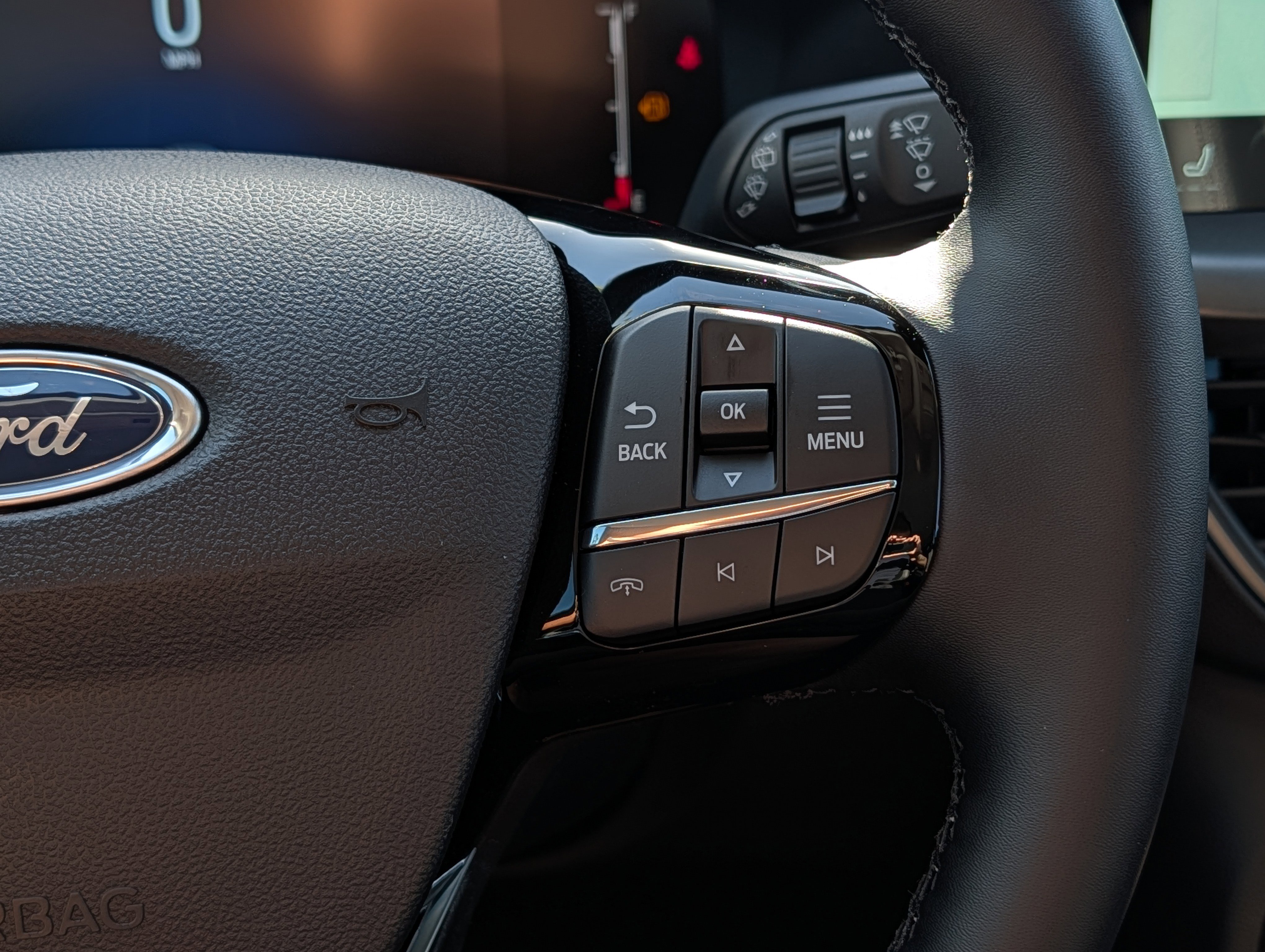 New 2026 Ford Escape SE FWD image 27
