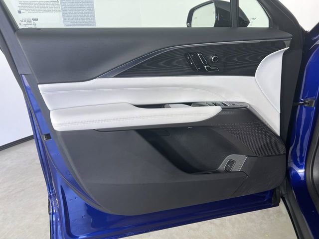 Used 2026 Cadillac Lyriq Sport image 23