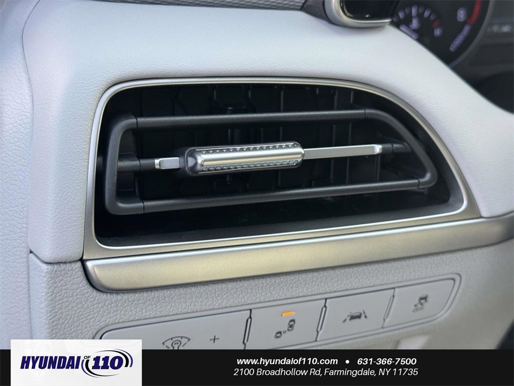 Used 2021 Hyundai Palisade SEL w/ Premium Package image 18