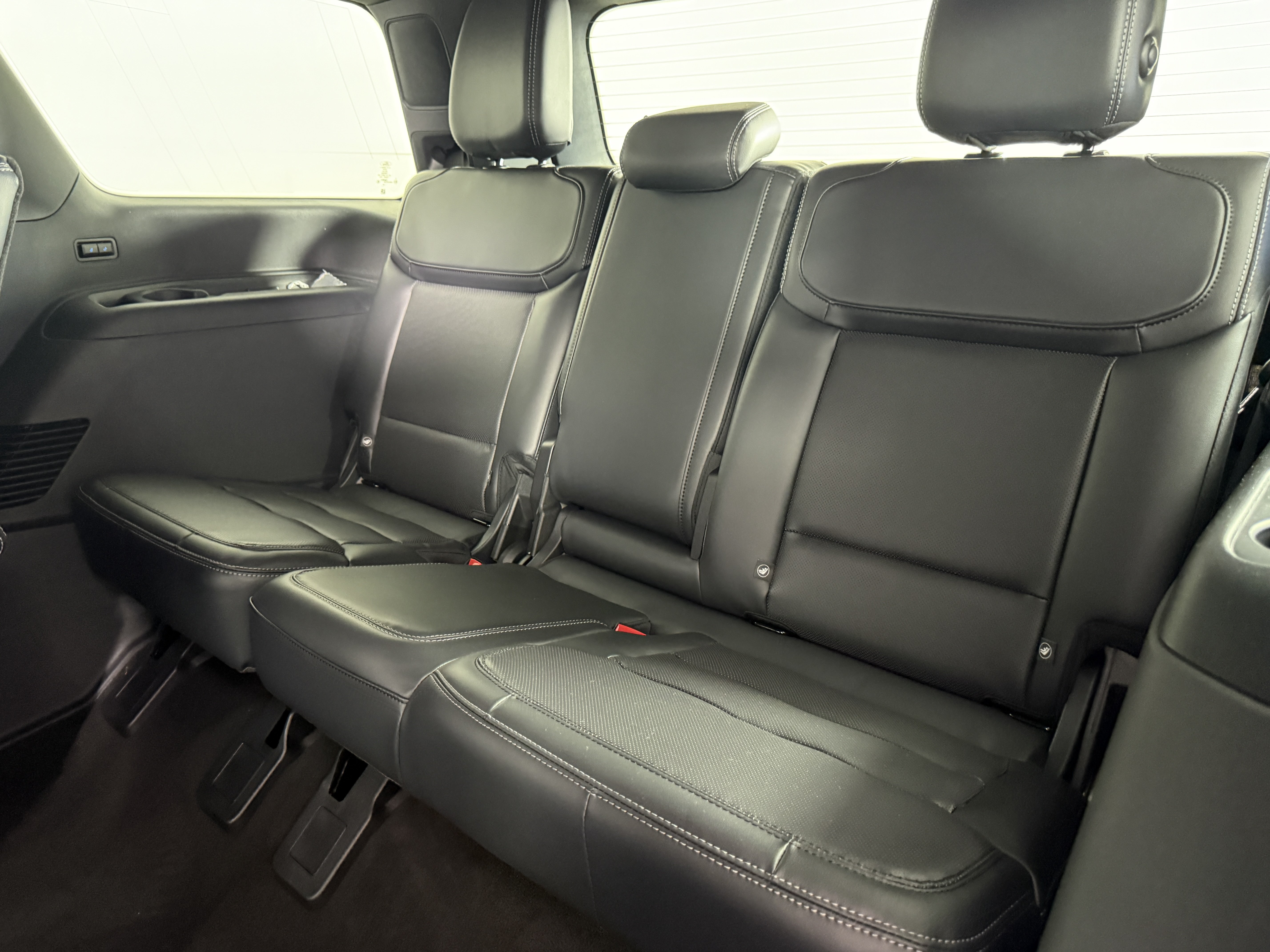 New 2026 Ford Expedition Platinum w/ Stealth Performance Package AWD/4WD image 14