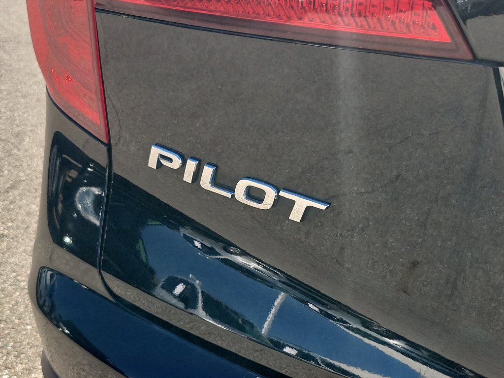 Used 2017 Honda Pilot EX-L image 6