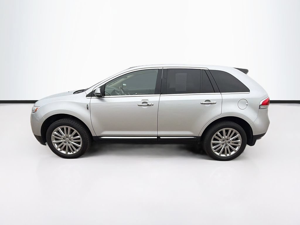 Used 2015 Lincoln MKX AWD w/ Equipment Group 102A image 8