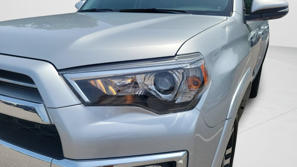 Used 2023 Toyota 4Runner Limited AWD/4WD image 26