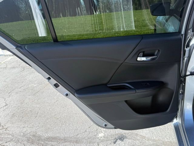 Used 2017 Honda Accord Sport Special Edition image 11