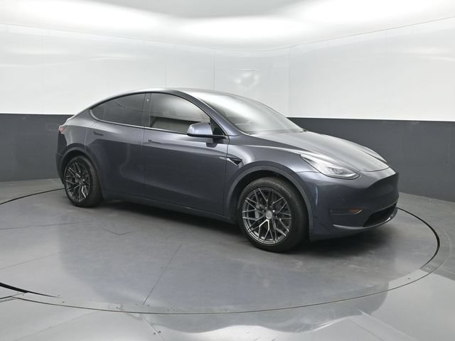 Used 2021 Tesla Model Y Long Range AWD/4WD image 23