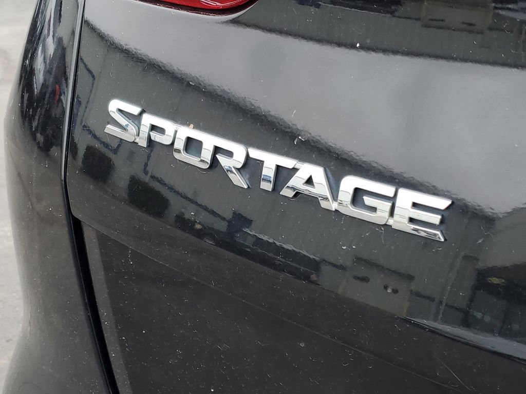 Used 2020 Kia Sportage EX FWD image 34