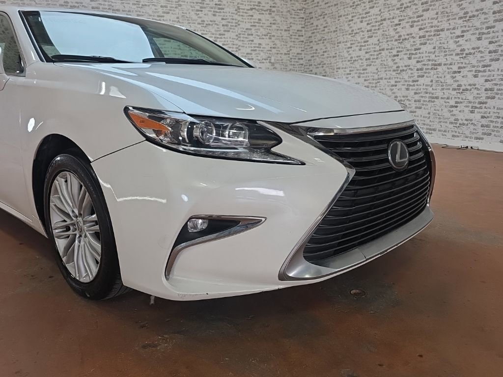 Used 2018 Lexus ES 350 w/ Accessory Package 2 image 7