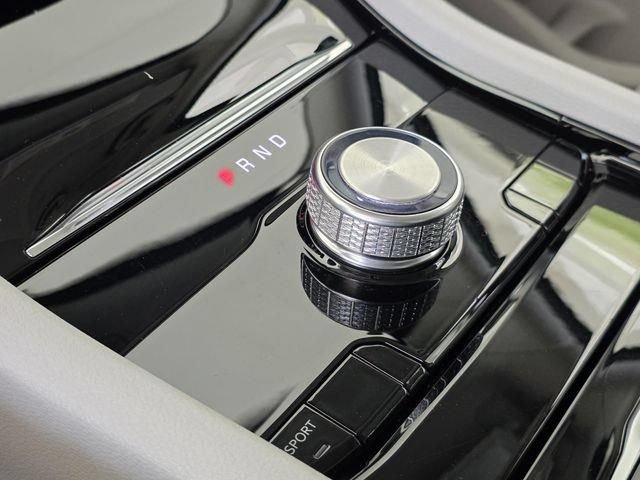 Used 2023 Jeep Grand Cherokee Summit w/ Adv Protech Group IV RWD image 32