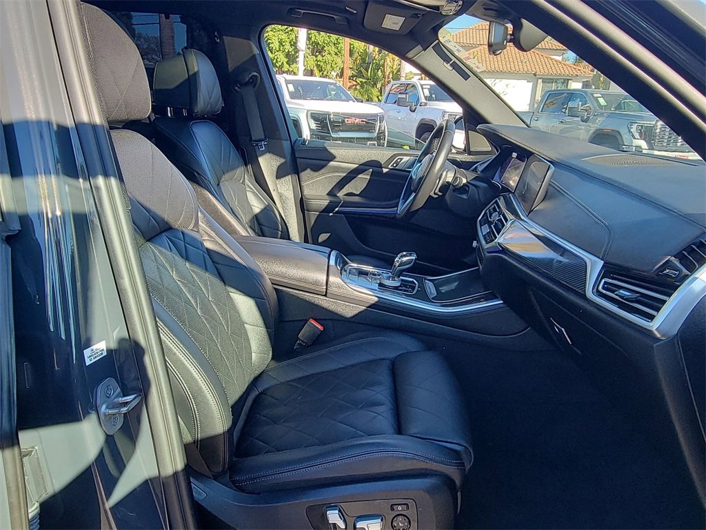 Used 2023 BMW X5 M50i w/ Executive Package image 28