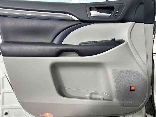 Used 2018 Toyota Highlander Limited Platinum image 23