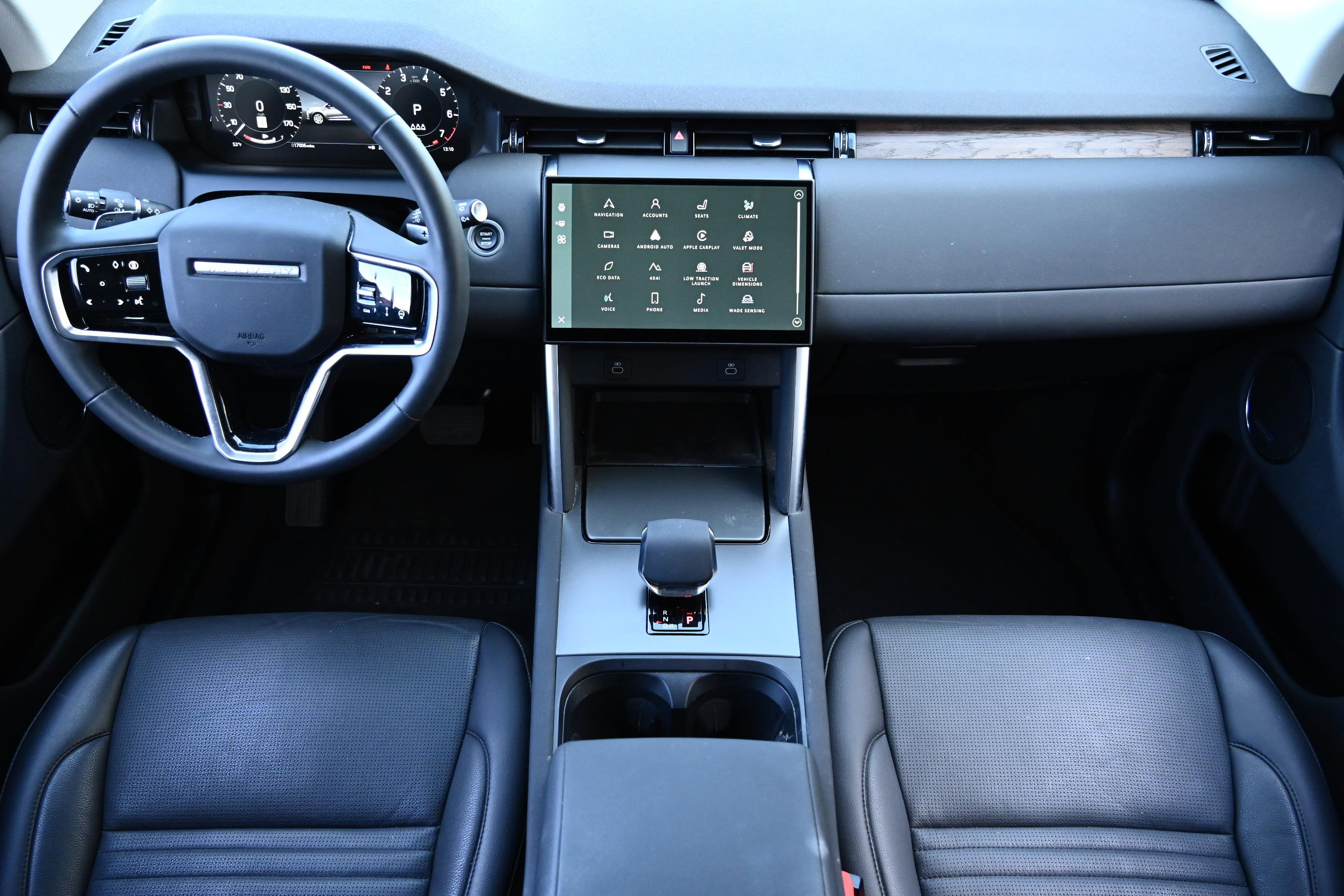 Used 2024 Land Rover Discovery Sport S image 13