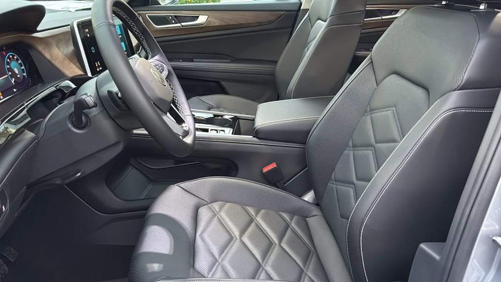 New 2026 Volkswagen Atlas SE FWD image 10