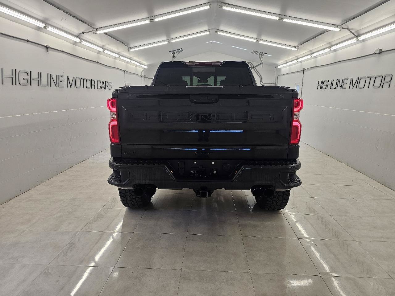 Used 2023 Chevrolet Silverado 1500 RST w/ Convenience Package II AWD/4WD image 6