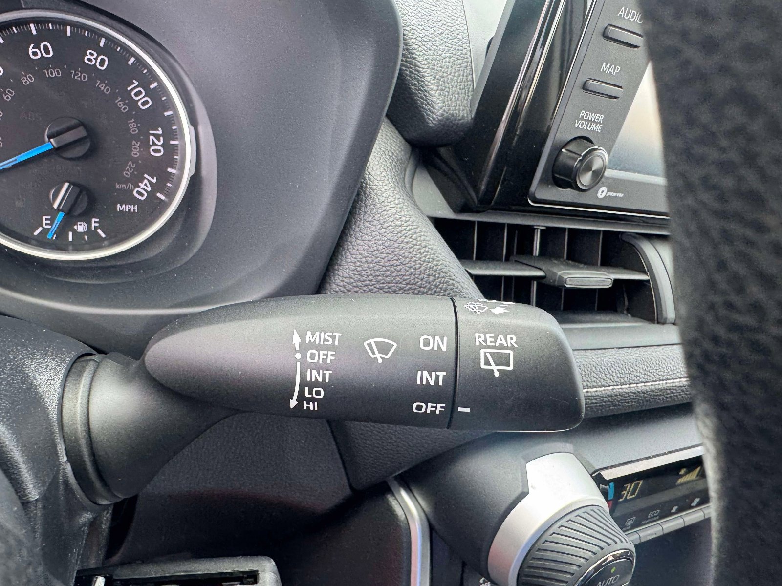 Certified 2022 Toyota RAV4 LE w/ Carpet Mat Package (TMS) image 36