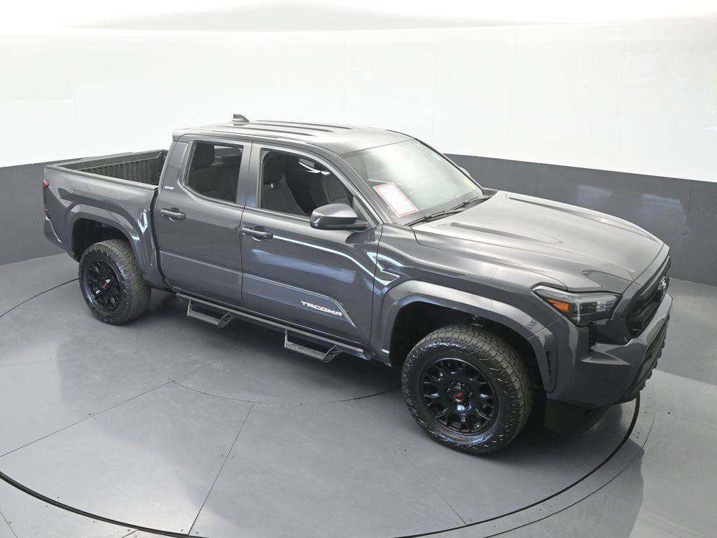Used 2025 Toyota Tacoma SR5 RWD image 59