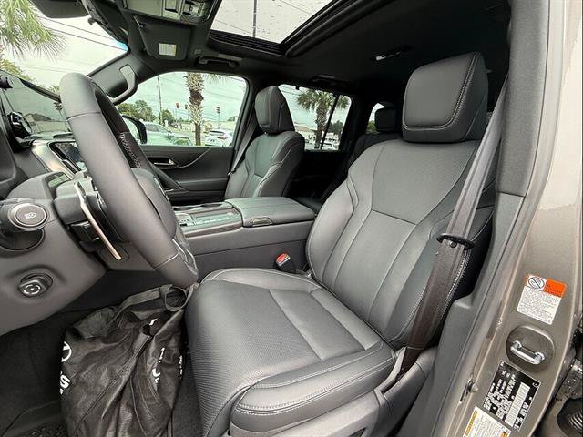 New 2026 Lexus LX 700h Luxury AWD/4WD image 11
