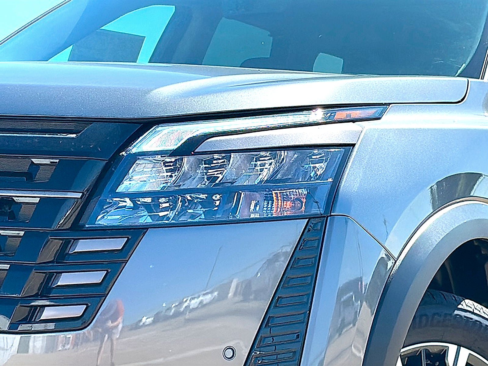 New 2026 Nissan Pathfinder Platinum w/ Accent Package FWD image 4